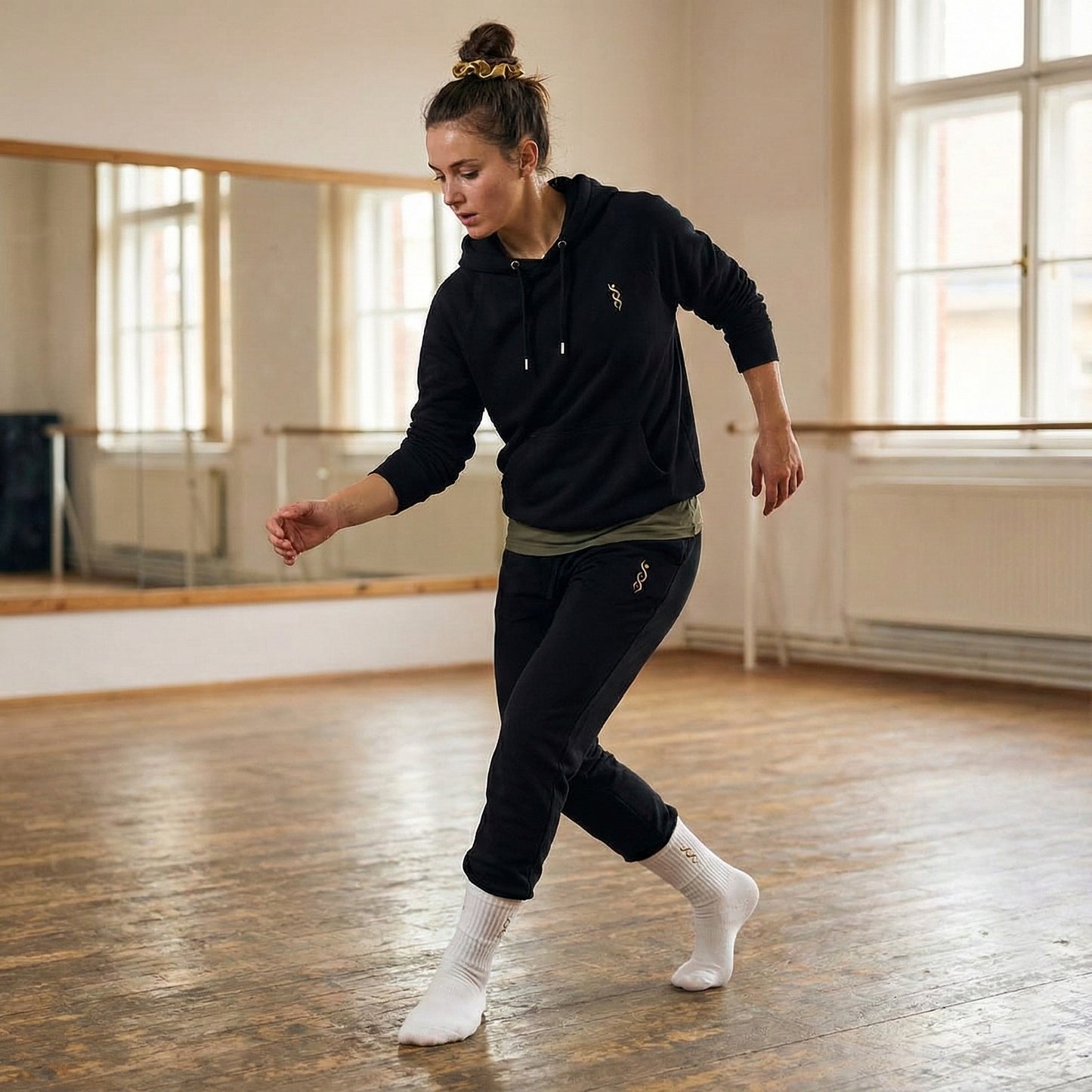 Sweat a capuche logo AKOD All Kinds Of Dance